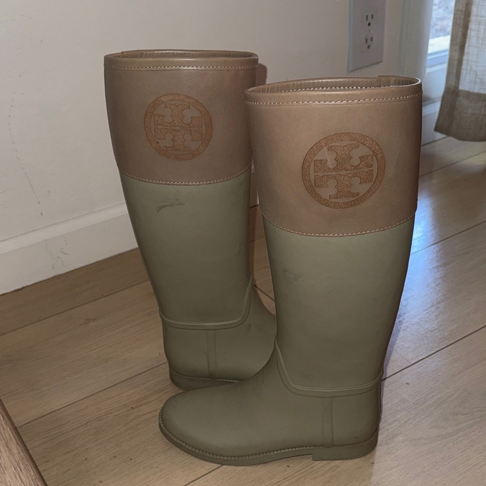 Tory Burch Olive and Tan Boots